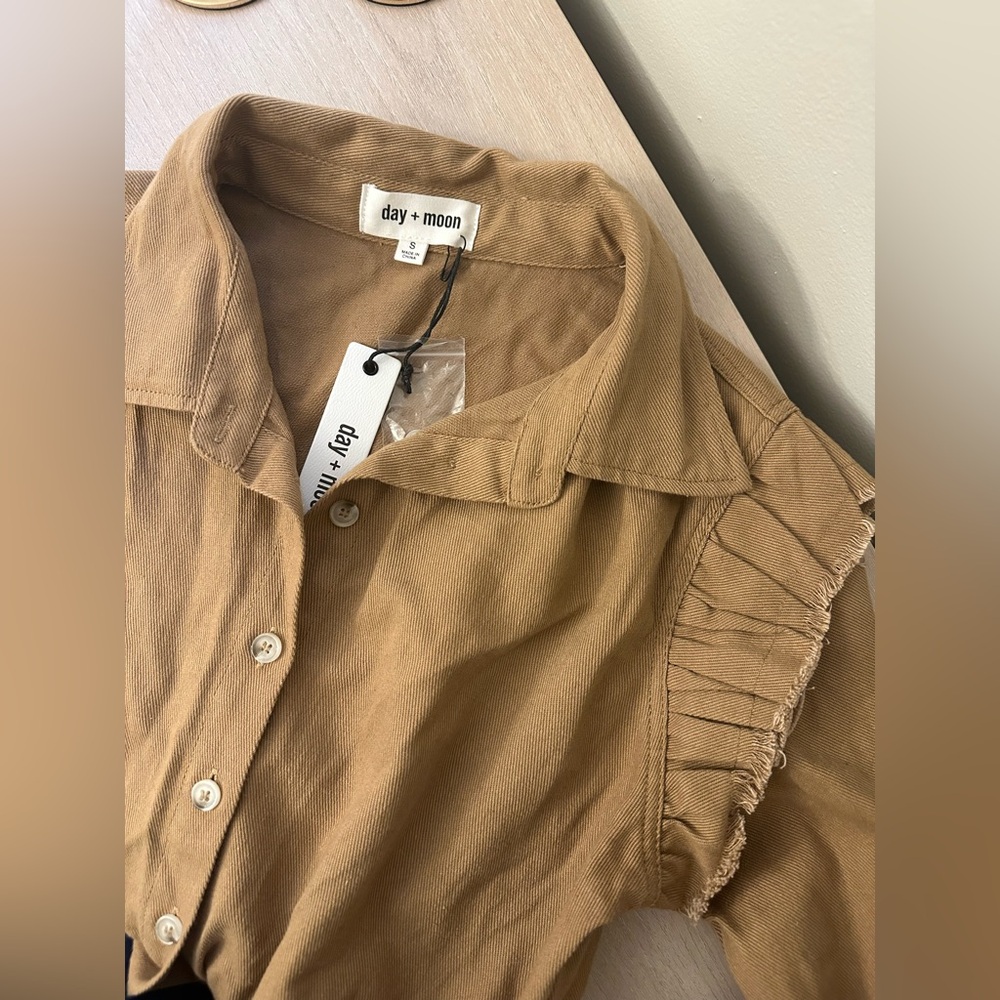 Camel‎ Denim Romper - Picture 4 of 5